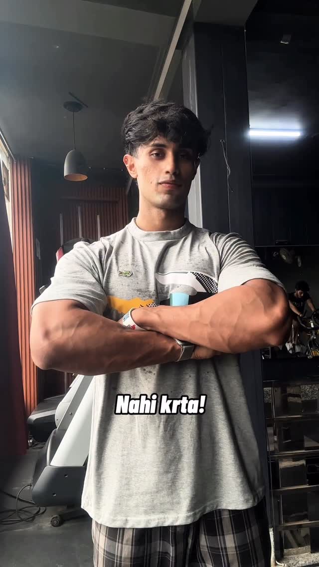 Instagram post by @hrithikss for Bigmuscles Nutrition. Caption reads: My full Day of Eating ⚡️
Code : BMHRITHIK....