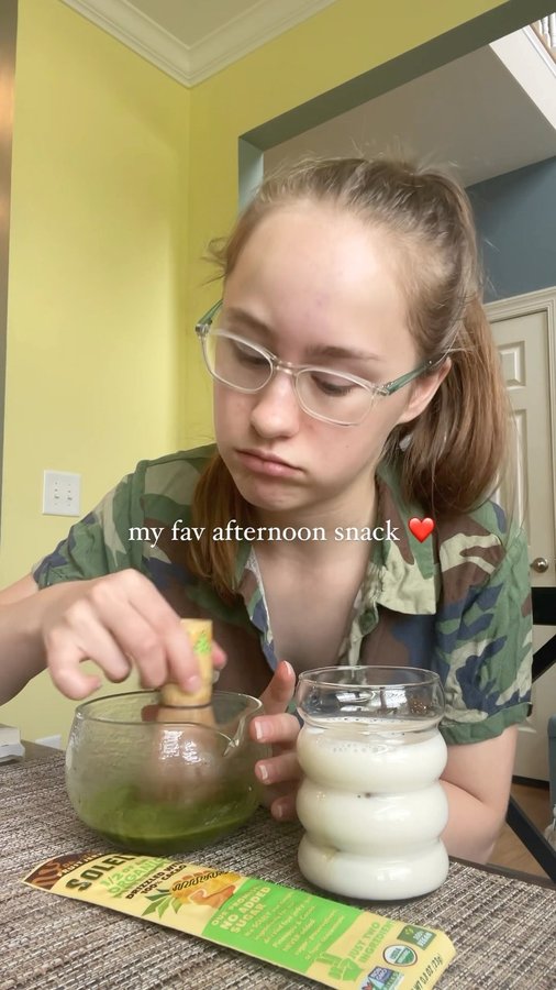 Instagram post by @alenamargarita_ for Solely. Caption reads: sharing my recent fav snack 🥰

fruit and matcha....