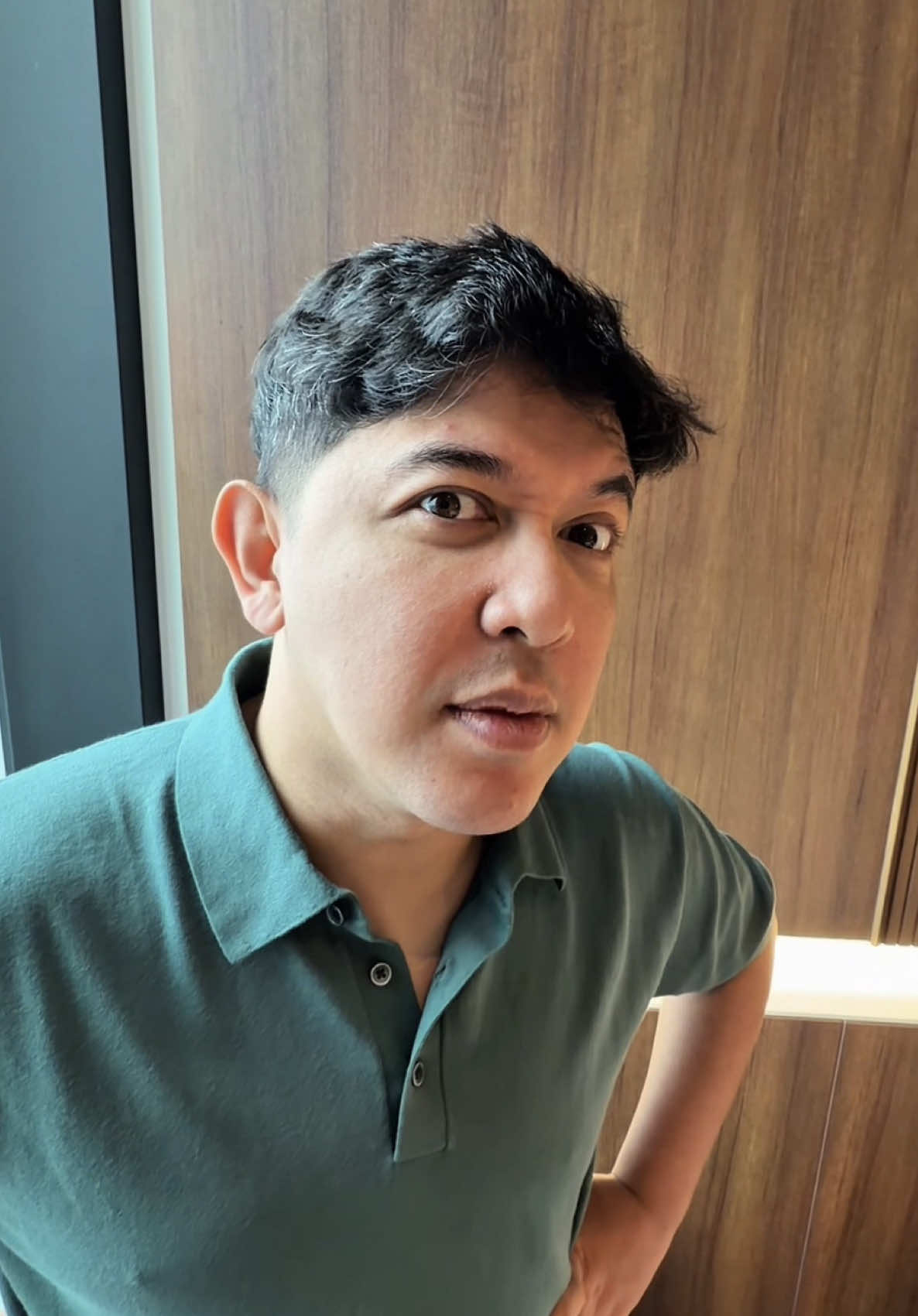 TikTok post by @donne_maula for Rexona. Caption reads: [...] berapa ya???  Semoga tangan gue wangi ya....