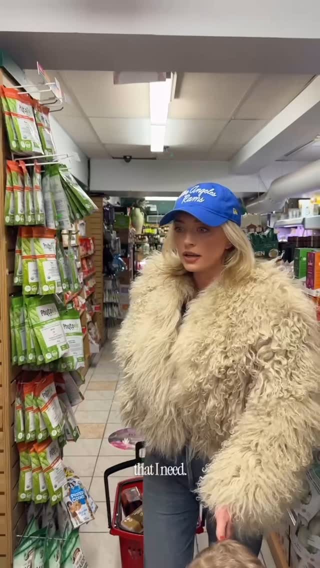 Instagram post by @carolinevreeland for Spindrift. Caption reads: Come shopping with me at @naturesante to stock up....