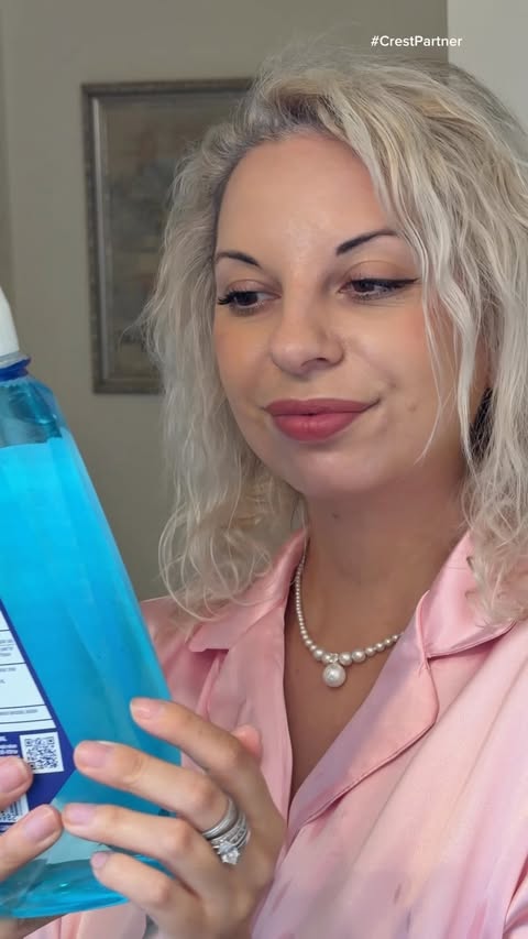 Instagram post by @brendiva_ugc for Crest. Caption reads: [...] a difference in my morning routine. ✨ @crest....