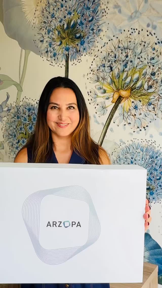 Instagram post by @gulcesnk for ARZOPA. Caption reads: Looking for a thoughtful gift that brings family....