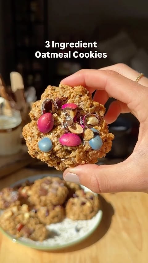 Instagram post by @jennaliveswell for Hungryroot. Caption reads: Looking for a low effort, high reward dessert? ✨....