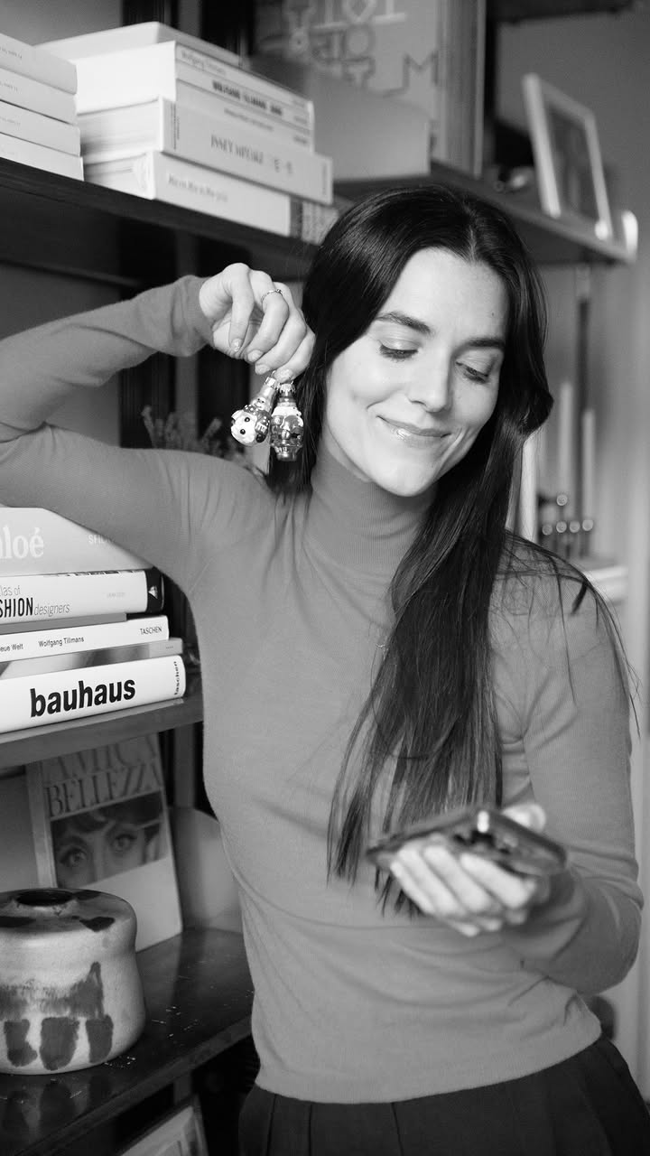 Instagram post by @rockandfiocc for Bumble. Caption reads: I FANTASMI DEL NATALE PASSATO, PRESENTE E FUTURO,....