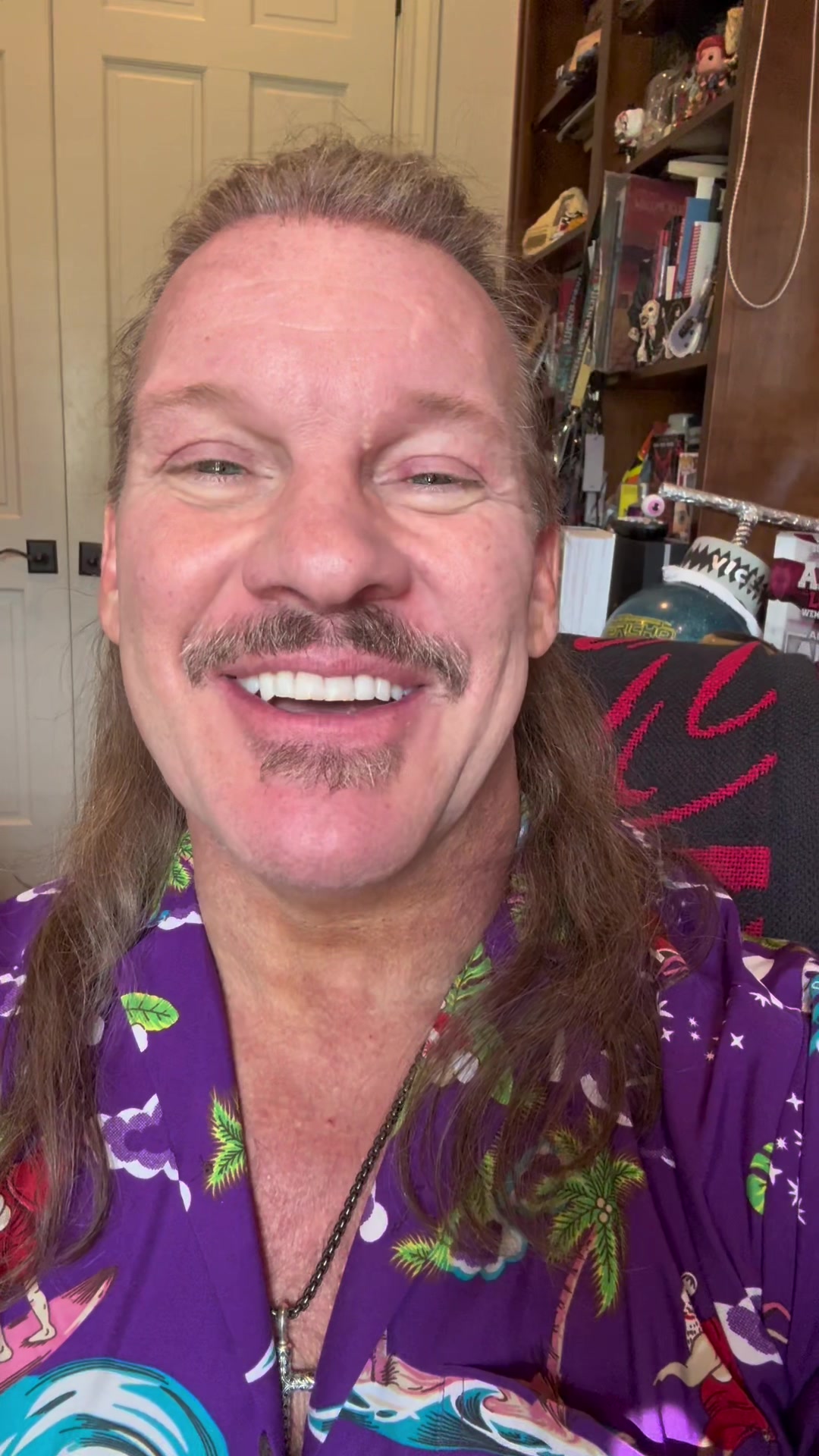 TikTok post by @chrisjericho for Cameo. Caption reads: [...] Christmas to all of my fans 🤝🎄 Head to....