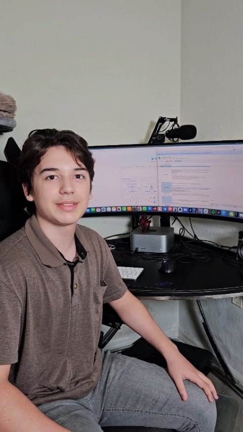 Instagram post by @no_clue_boy for Wondershare. Caption reads: Trying the new EdrawMax V15 — and the AI here is....