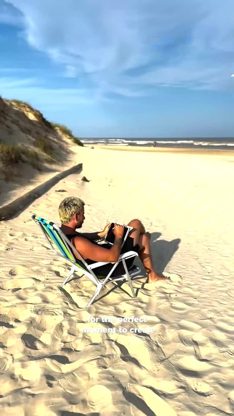 Instagram post by @henriquefriedrichs for Wacom. Caption reads: [...] create. Anytime. Anywhere.⁣ ⁣ #madewithwacom.