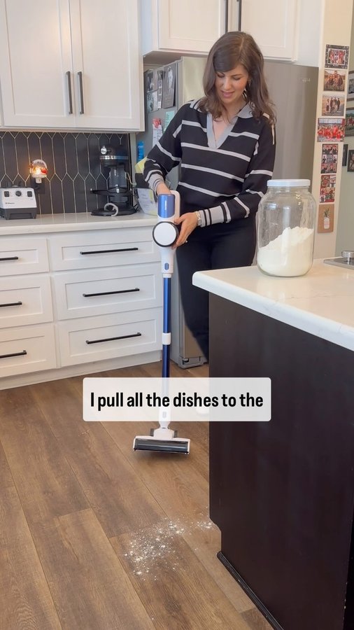 Instagram post by @homemaker.on.a.budget for Ultenic. Caption reads: Comment VACUUM for the link! Use the discount....