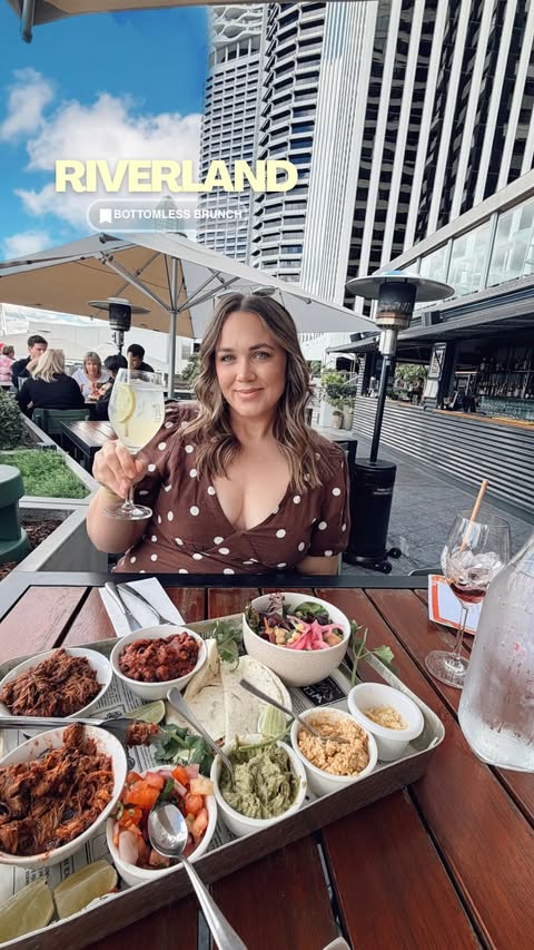 Instagram post by @sandysadventures__ for Pingfluence. Caption reads: [...] next weekend plan! 🌮🍹 #Riverland....
