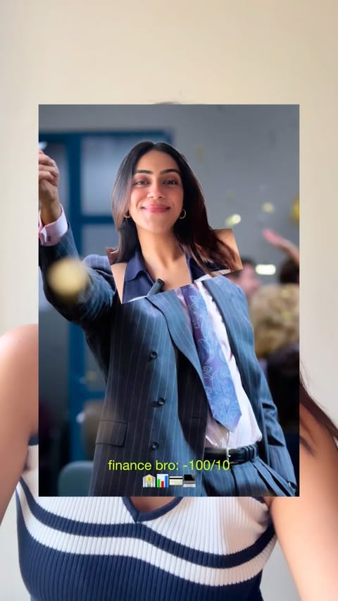 Instagram post by @taashithukrall for Paytm. Caption reads: [...] girl hacks to make the bag 💰 download....