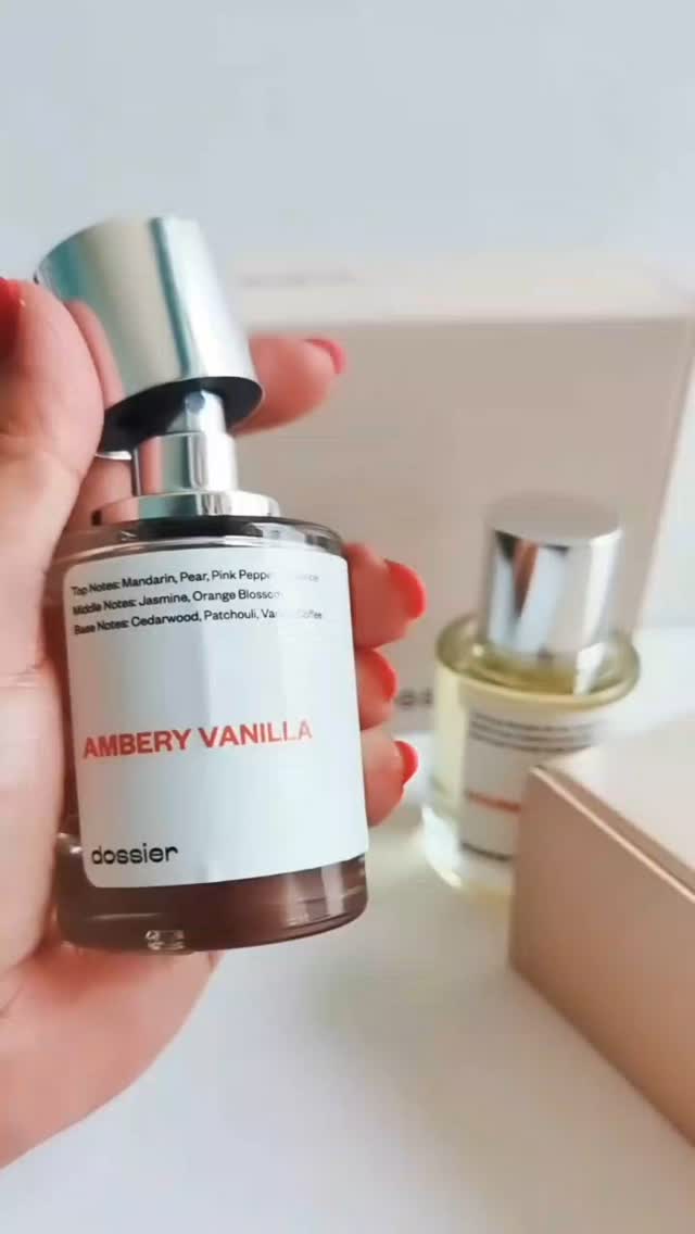 Instagram post by @piccolo_sogno14 for Dossier. Caption reads: @dossierperfumes ✨🌬️

#dossier #adv....