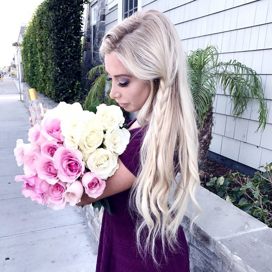 Instagram post by @sarahpendrick for DefineMe Fragrance. Caption reads: [...] for women like the one who created....