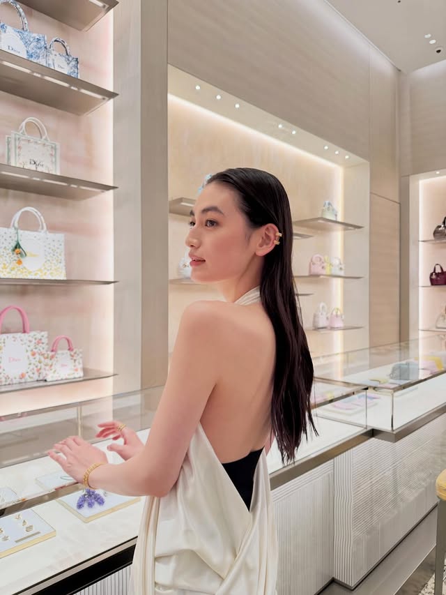 Instagram post by @rikakoyagi_official for Dior. Caption reads: House of Dior Shinsaibashi 💫 @dior #dior [...].