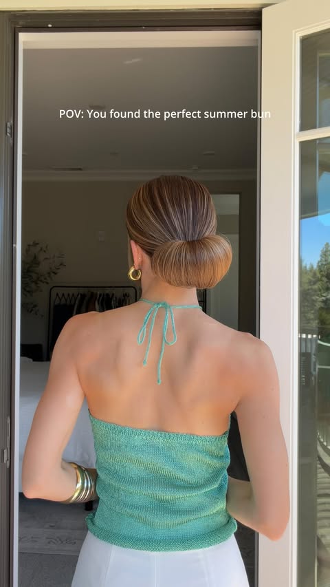 Instagram post by @nicholeciotti for REVOLVE. Caption reads: [...] top and bracelet set from @revolve. #hair....