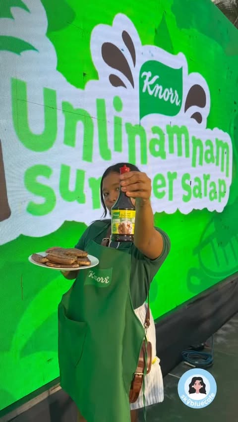 Instagram post by @skybluecafe.ph for Knorr Philippines. Caption reads: At dahil summer na, it’s time to level-up our....