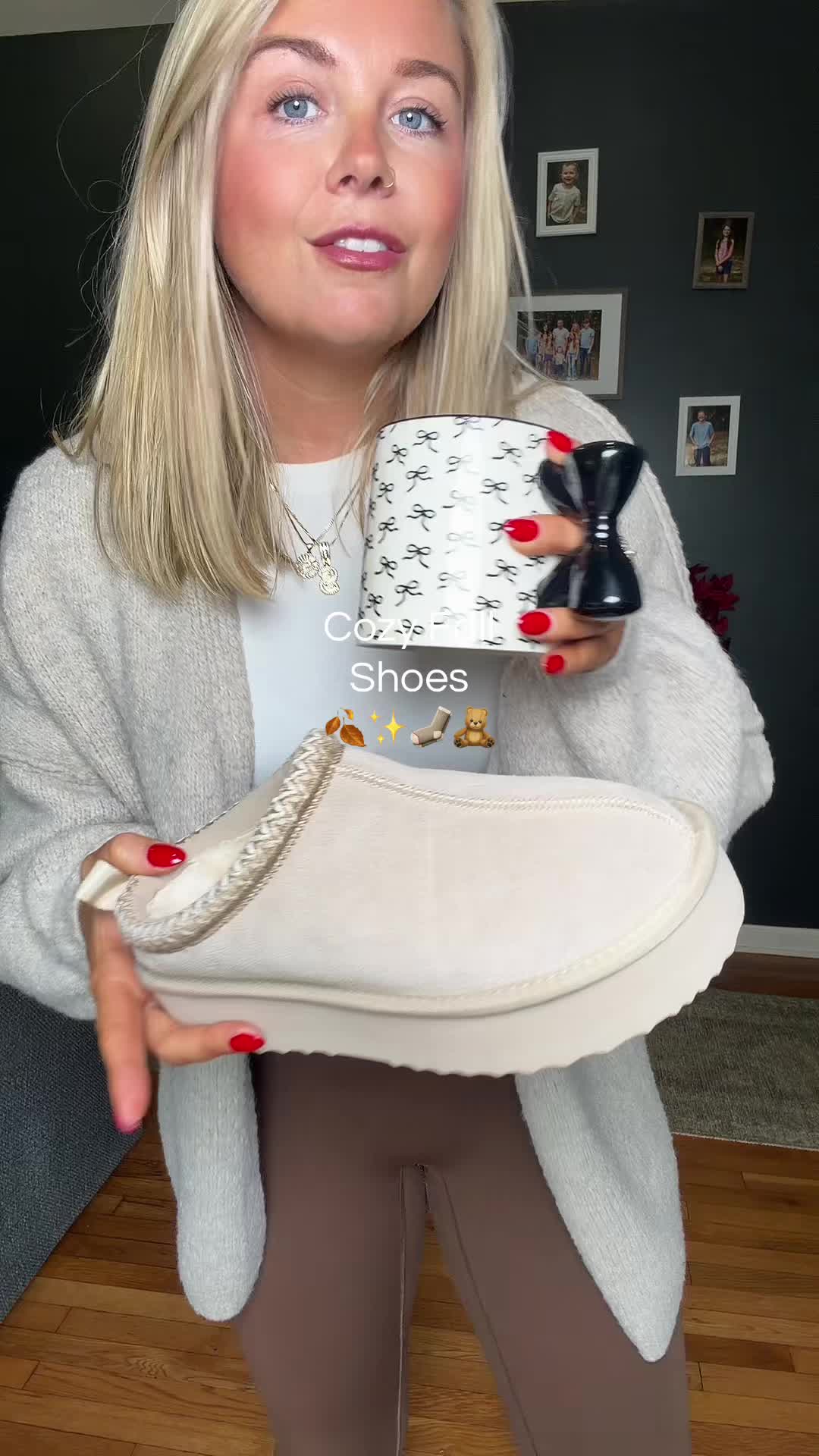TikTok post by @savannahs0990 for Dream Pairs. Caption reads: [...] #cozyfall #fallstyle #cozyslippers @Dream....