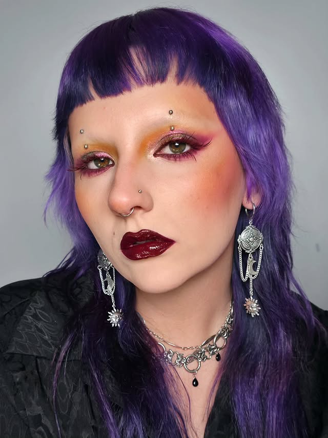 Instagram post by @nonaa_mua for REGALROSE.com. Caption reads: Obsessed with this color combo 🖤 Wearing....