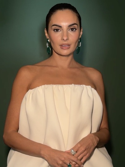 Instagram post by @paige_desorbo for Netflix. Caption reads: [...] Paige DeSorbo & Scott Evans co-hosting....