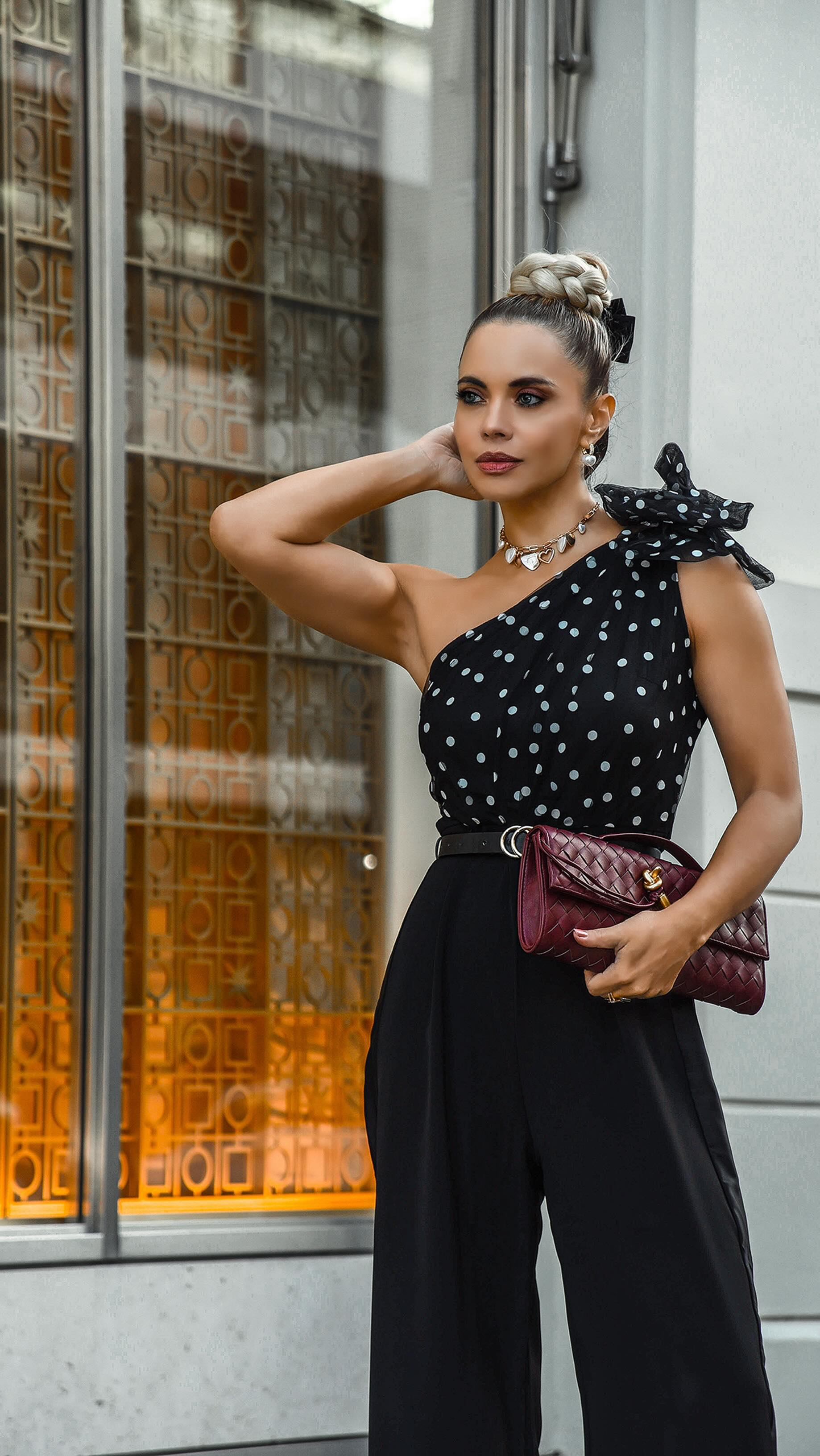 Instagram post by @suzy_edward for Retro Stage. Caption reads: Fit Check! Happy Friday eve🫶🏻

Jumpsuit by....