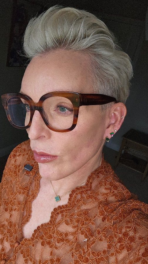 Instagram post by @chezyfromtheblock for GLAS EYEWEAR. Caption reads: I was sent these glasses from @glas.eyewear , They....
