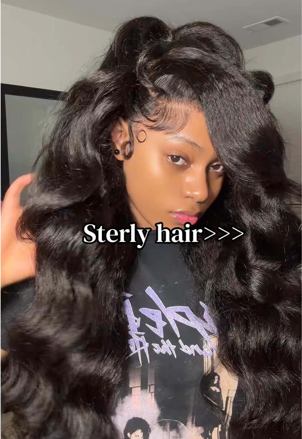 TikTok post by @idyh88 for Sterly Hair. Caption reads: @sterlyhair @sterlyhair Kinky Straight [...].