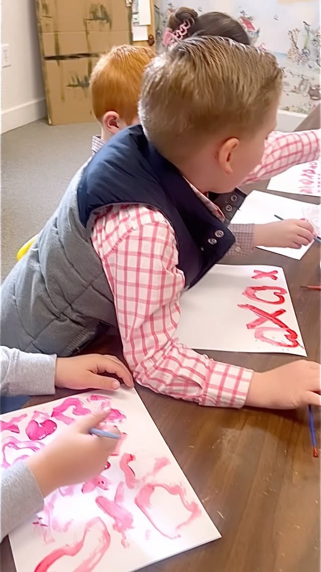 Instagram post by @airicapuckettstyle for Americanflat. Caption reads: Did you know that hanging your kids’ creativity....