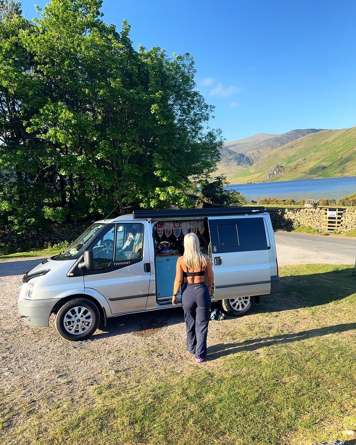 Instagram post by @evejwinstanley for ACAI Outdoorwear. Caption reads: Slow mornings by the water 

I love a park up....