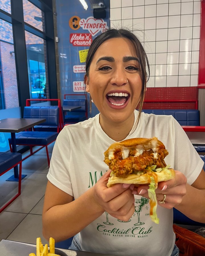 Instagram post by @jesskeepscooking for Hello Yummy Box. Caption reads: [...] pot aren’t for me 👎🏼 5. February’s....