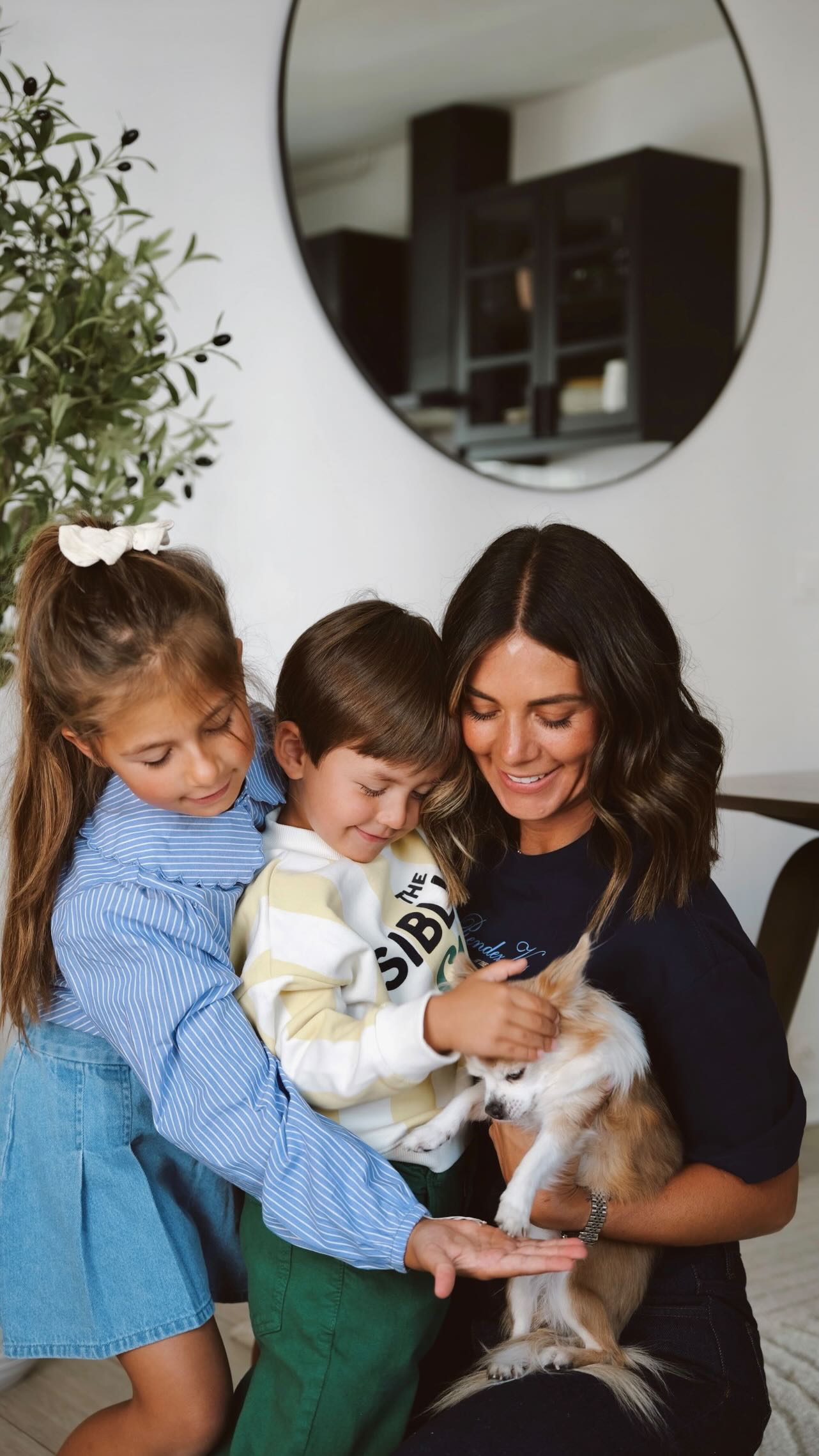 Instagram post by @jessicabertola for Monoprix. Caption reads: Je déclare le réel le plus mignon de 2025 🥹 
Une....