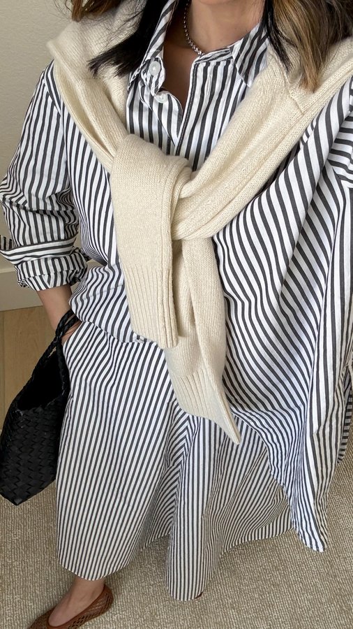 Instagram post by @crystalinmarie for Everlane. Caption reads: [...] to get you through the week thanks to....