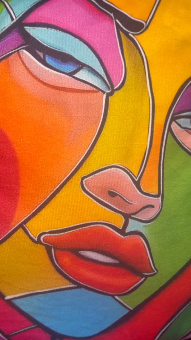 Instagram post by @anaiyahsunshine for MaryRuth Organics. Caption reads: ✨ “Art isn’t just on my walls — it’s in my....
