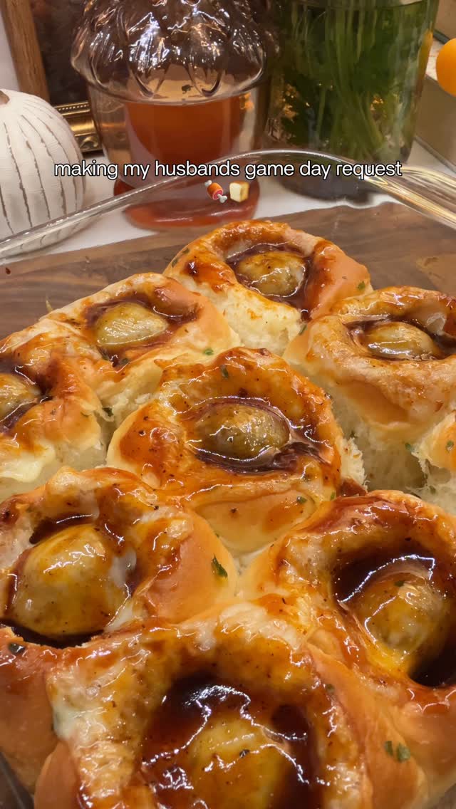 Instagram post by @kdamitz for Blues Hog. Caption reads: There’s a reason people lose their minds over....