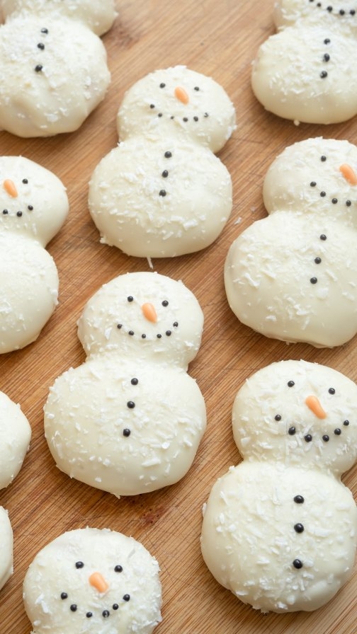 Instagram post by @cathrynlaurawood for NIIMBOT. Caption reads: [...] make the PERFECT homemade gift. My @niimbot....