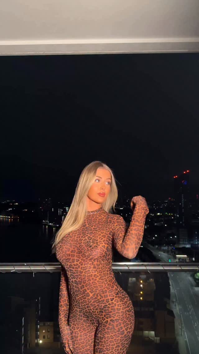 Instagram post by @jessicarosegale for Honey Birdette. Caption reads: that time of year ❤️‍🔥🐆🖤 @honeybirdette ad.