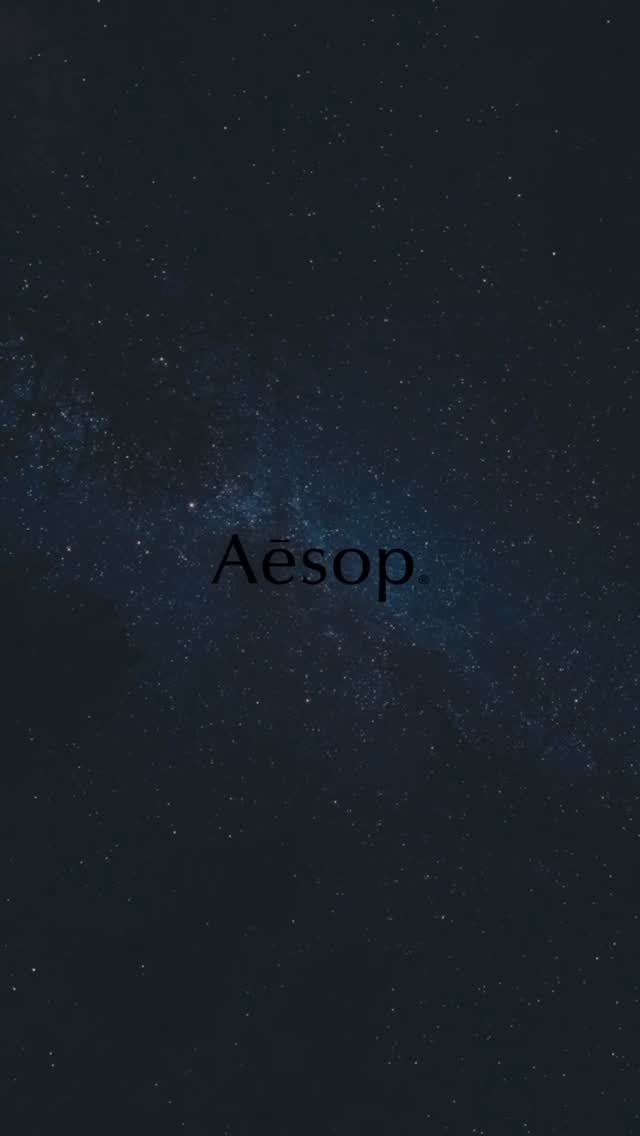 Instagram post by @shuntaroyanagi for Aesop. Caption reads: Aesopの新しいフレグランス、
アバヴ アス、ステオーラ....