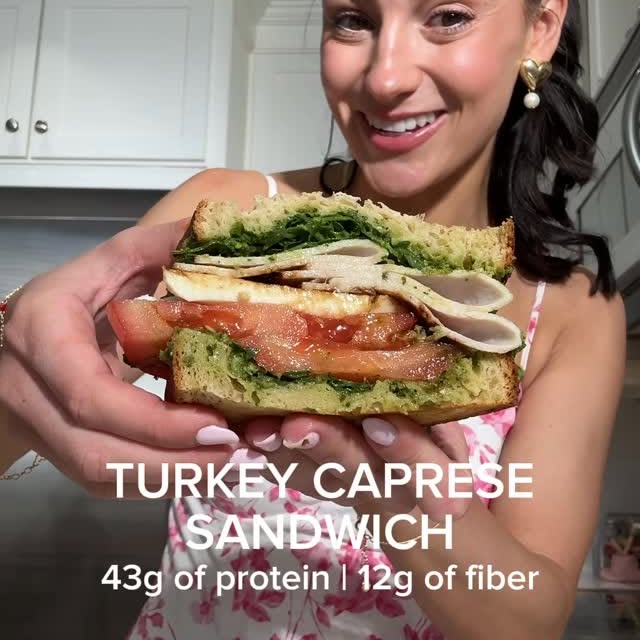 Instagram post by @dietitiancass for The Sola Company. Caption reads: Comment “SANDWICH” below ⬇️for the full Turkey....