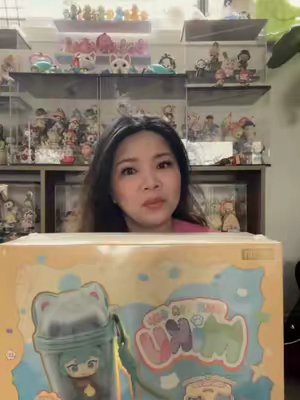 TikTok post by @lifewithkaydeeg for TOPTOY US SHOP. Caption reads: [...] #Hatsunemiku #hatsunemikublindbox @TOPTOY US....
