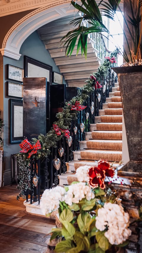 Instagram post by @jadehollandcooper for Holland Cooper. Caption reads: Hi everyone,

Sorry this has taken me a little....