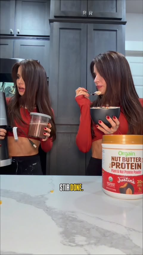 Instagram post by @meganewoldsen for Orgain. Caption reads: Orgain’s New Year sale won’t last long, so click....