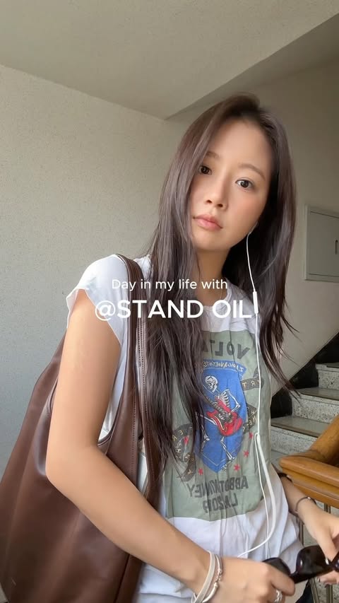 Instagram post by @nicolettechoiii for STAND OIL. Caption reads: perfect bag for summer @standoil #스탠드오일 #STANDOIL....