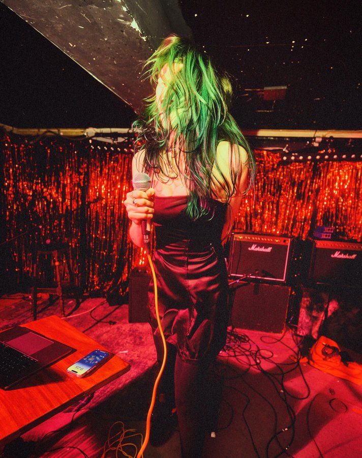 Instagram post by @kittywavvy for Marshall Headphones. Caption reads: [...] sebright arms (-: thank u so much....