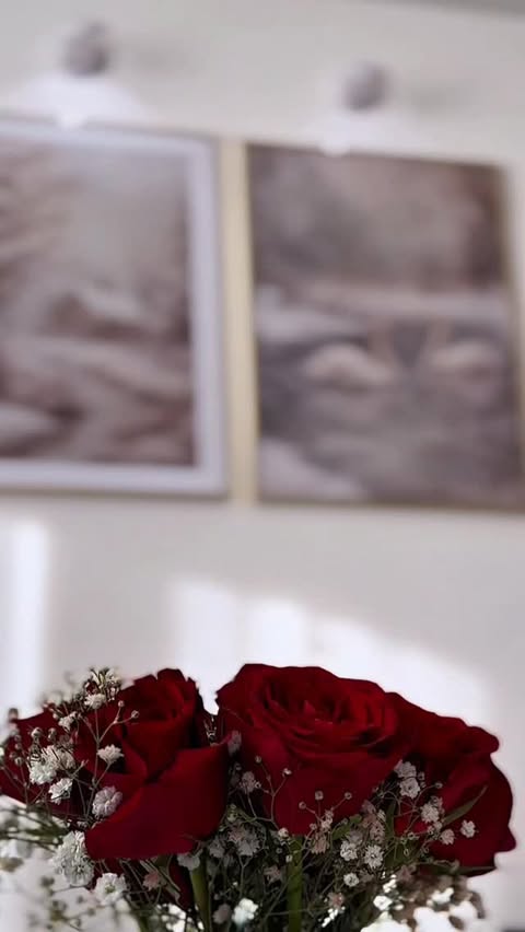 Instagram post by @manissa_style_ for Gallerix. Caption reads: [...] from the Christmas & Winter Collection....