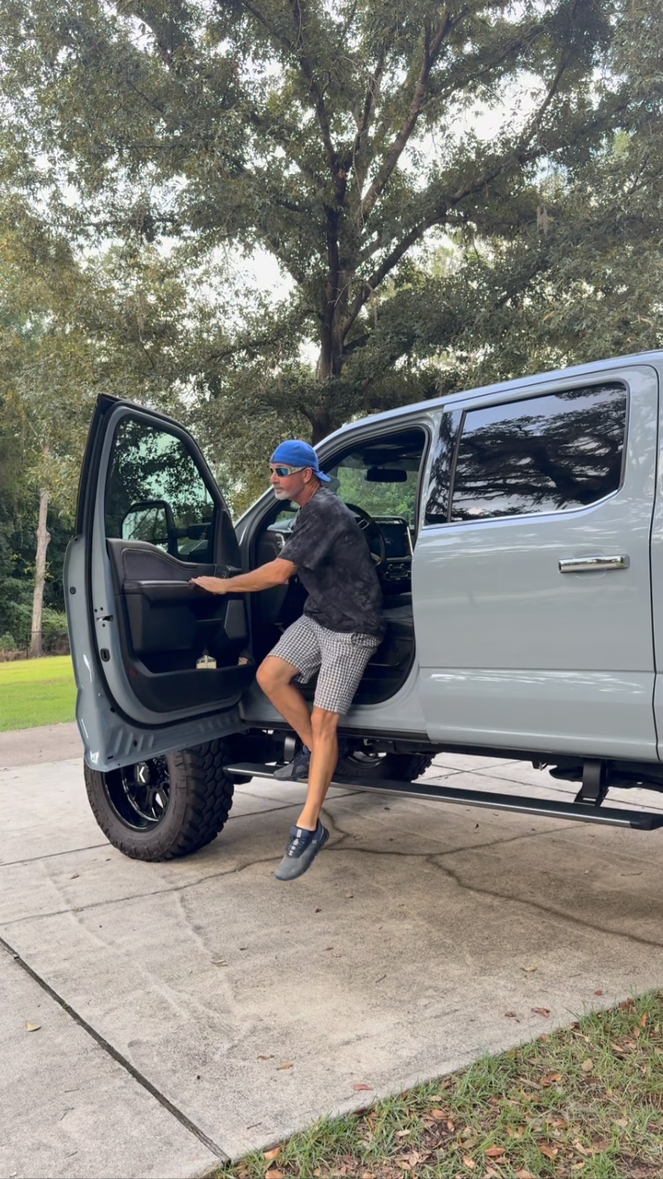 Instagram post by @jmg8tor for WD-40. Caption reads: Enter your repair for a chance to win 5k for the....