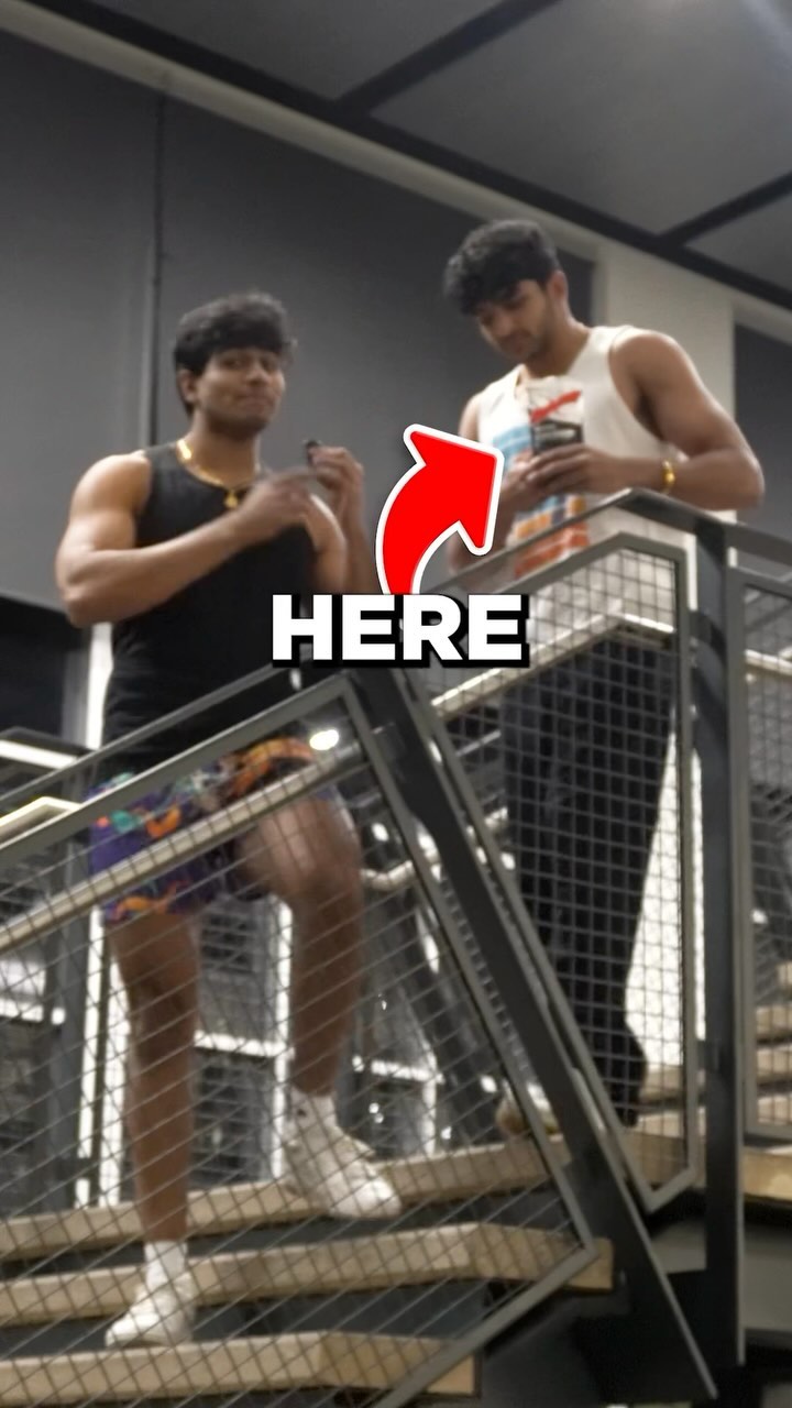 Instagram post by @vuhraj for Xendurance. Caption reads: [...] #vuhraj #viral #exercise #xendurance #ad.