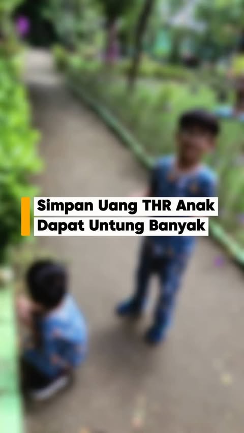 Instagram post by @gitaaprtiwii for GoPay Indonesia. Caption reads: [...] Simpanan yuk, pasti untung banyak!....