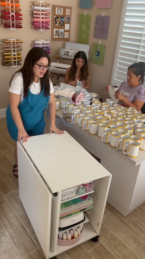 Instagram post by @craftykari_ for Create Room. Caption reads: Create Room’s Black Friday sale is here! Use my....