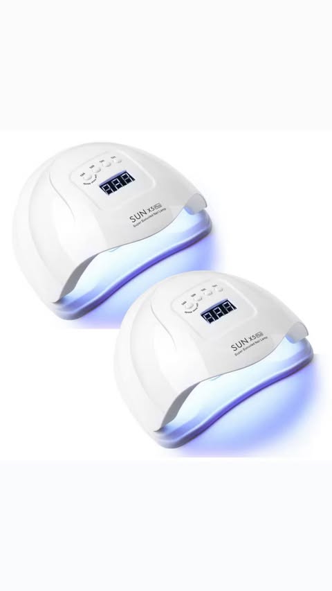 Instagram post by @mirian.camargo_ for Shopee. Caption reads: Cabines novas ❤️ @shopee_br #publi #acheinashopee....