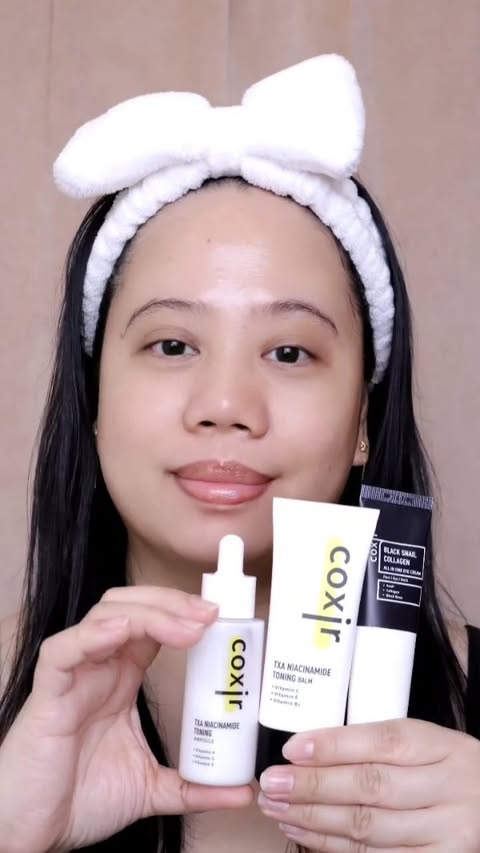 Instagram post by @maria_khrawish for COXIR. Caption reads: ✨ Dealing With Dark Spots & Tired Eyes? This Trio....