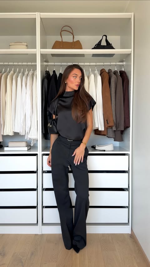 Instagram post by @helgekalde for ABOUT YOU. Caption reads: [...] turtleneck and bag💫 Shop my look @aboutyou....