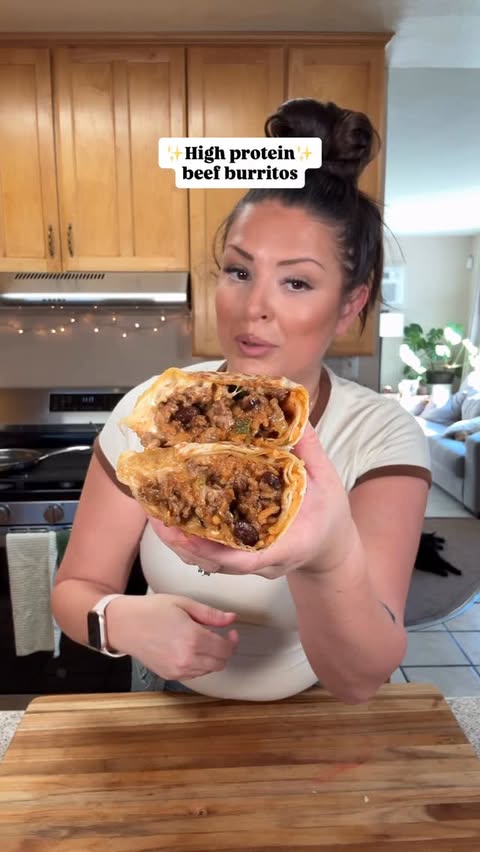 Instagram post by @malinda.rocha for Thrive Market. Caption reads: [...] 🤌🏼

Almost everything is from my....